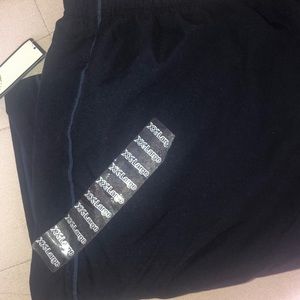 men’s navy cargo/sweat pants
